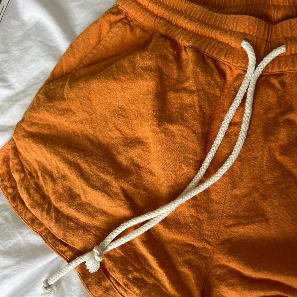 Linen Drawstring Shorts - Picture 2 of 5